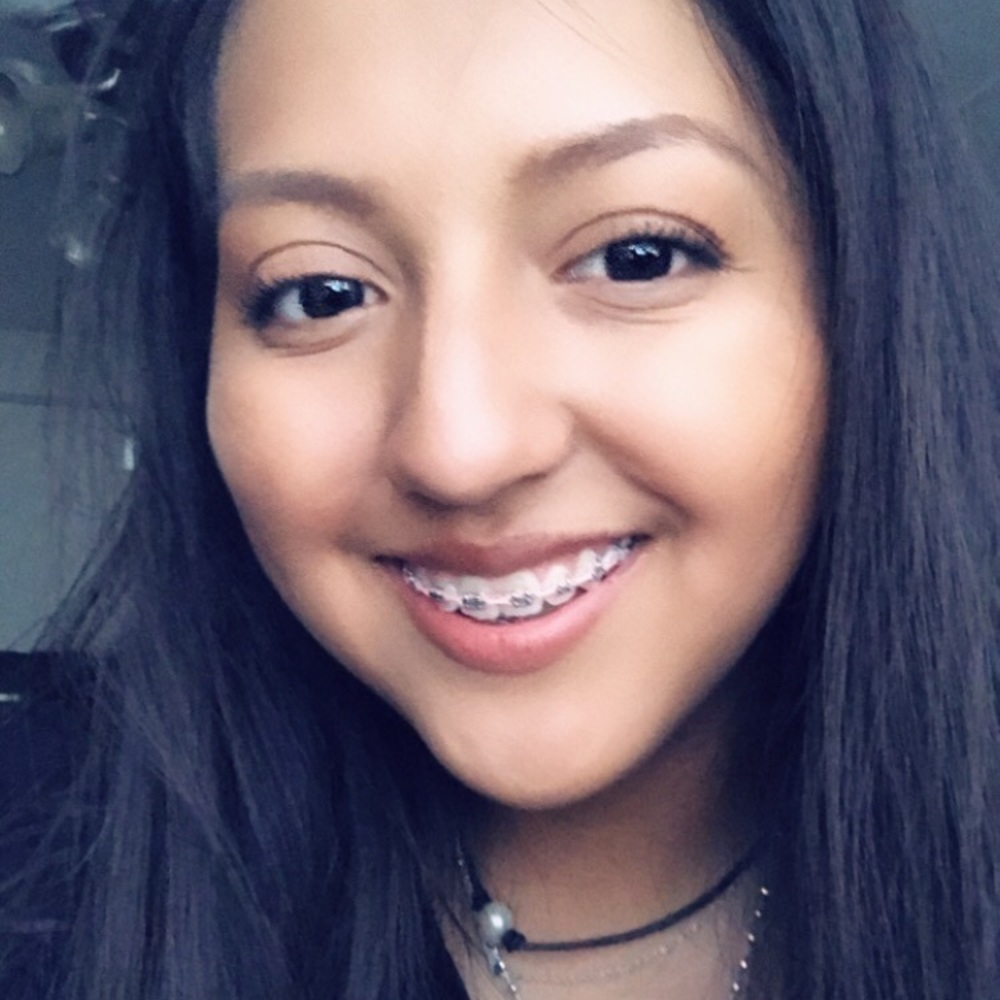 Meet your Posher, Anahi